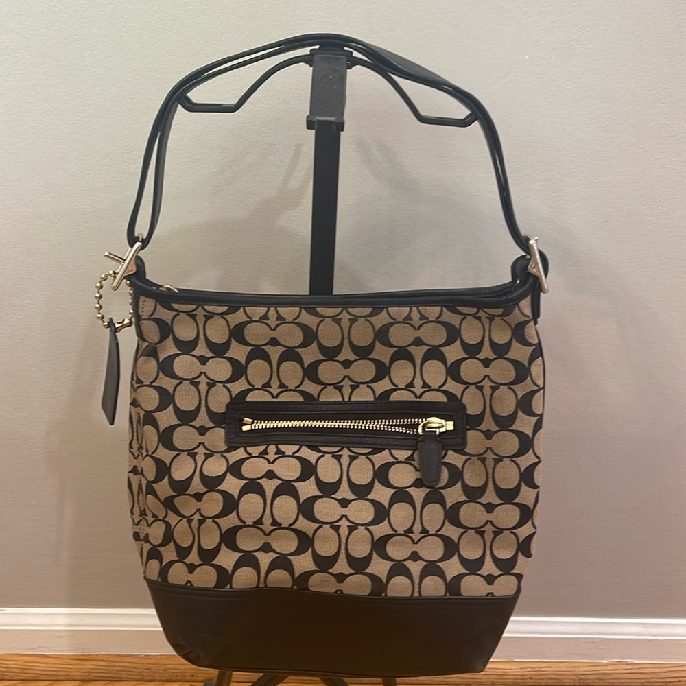 Coach bucket buckle handbag